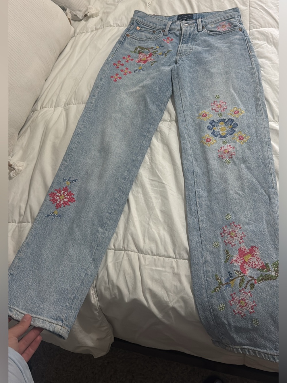 Lucky Brand Light Blue Straight-Leg Jeans with Floral Embroidery
